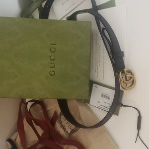 New Gucci Leather belt with Double G buckle